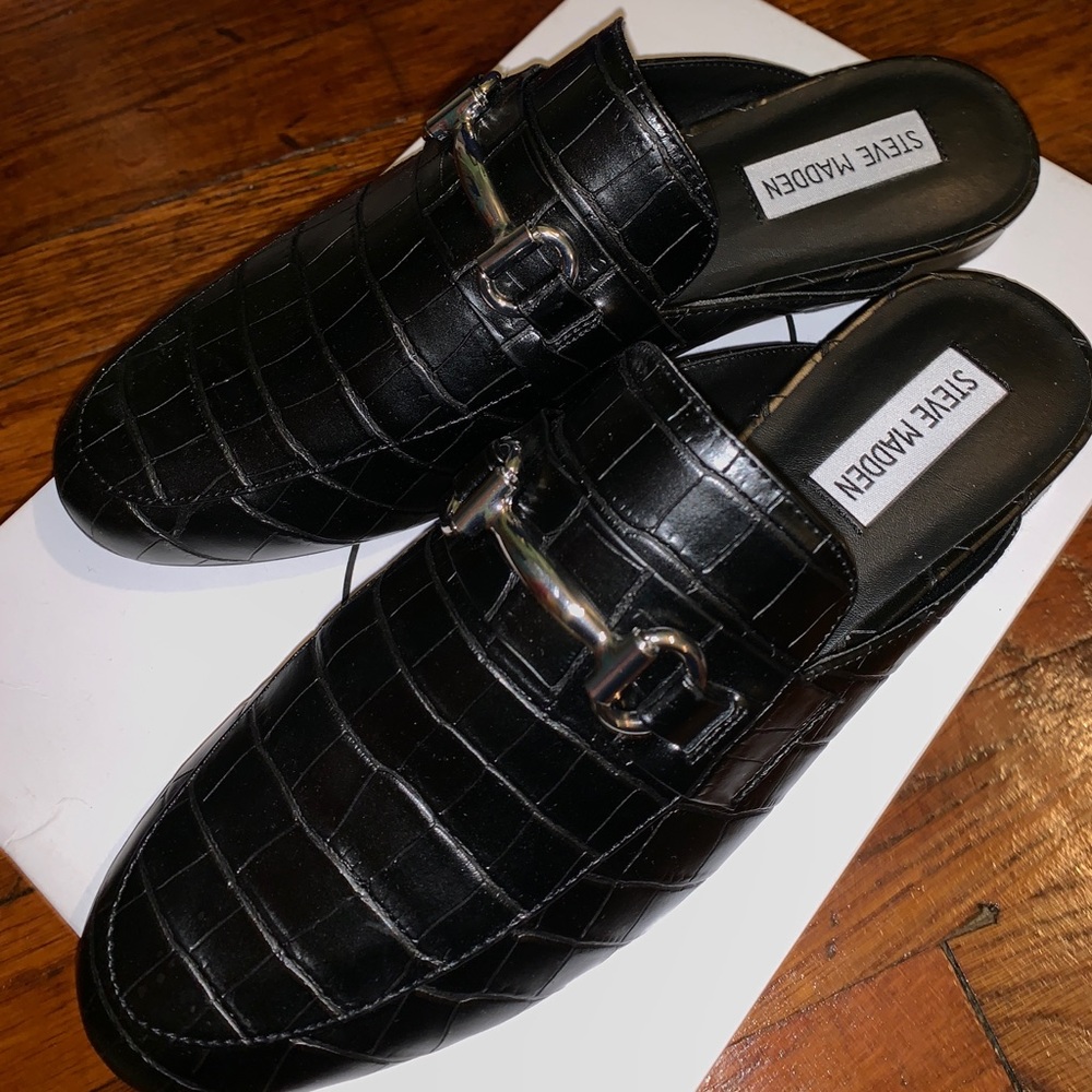 Steve Madden croco mules